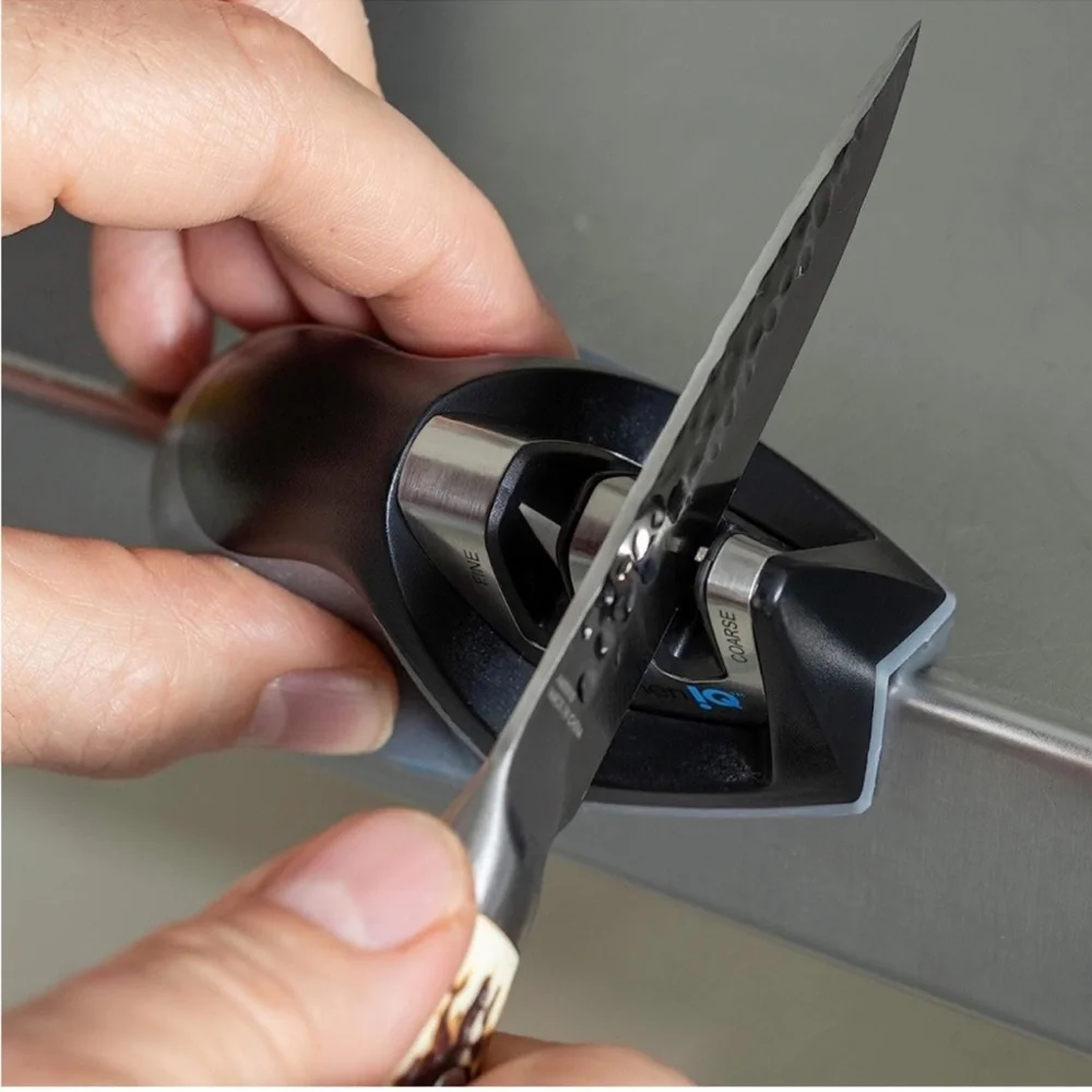 KitchenIQ Compact Knife Sharpener Edge Grip  Kitchen Tool NWT